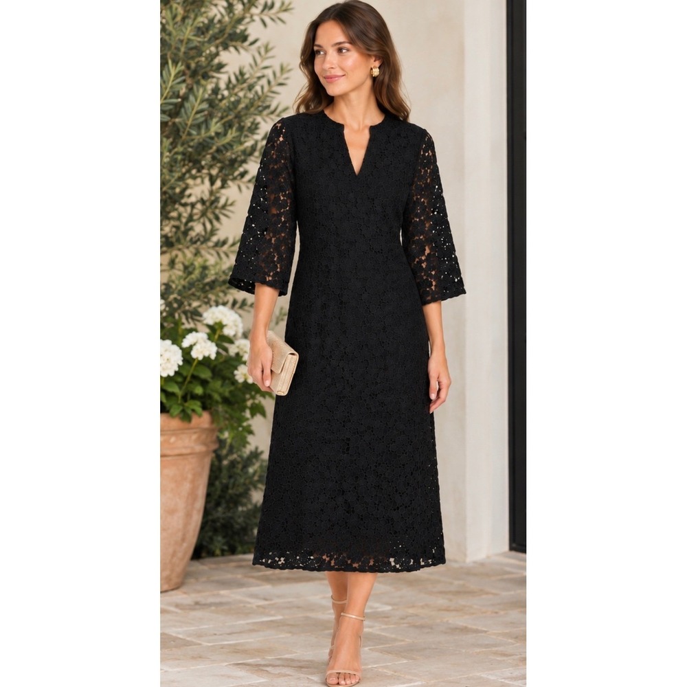 Tuckernuck Jamie V-Neck Lace Dress Size Small Black Floral Eyelet Midi Event NWT